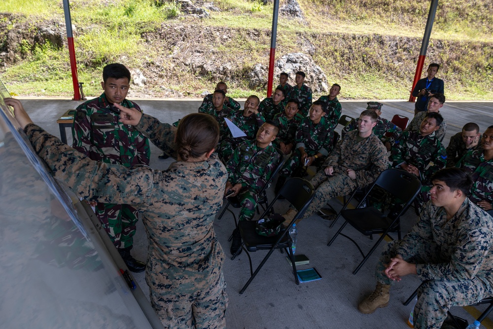 Keris MAREX 23 fire support coordination center class