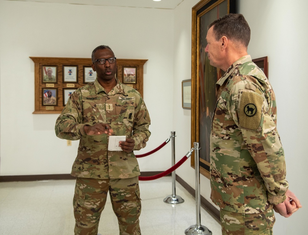 The 81st RD DCG-S visits the 412th Theater Engineer Command