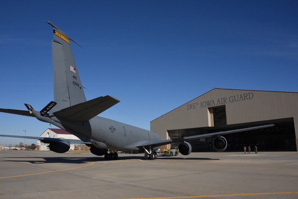 KC-135 hangar