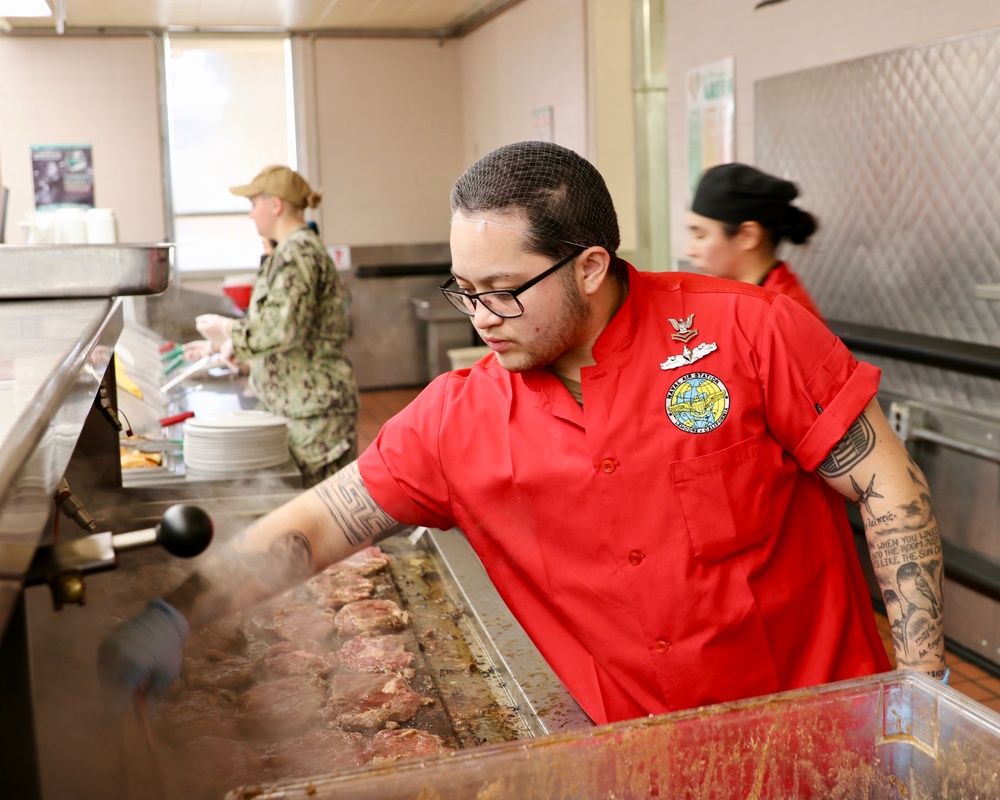 NAS Lemoore Galley prepares Thanksgiving