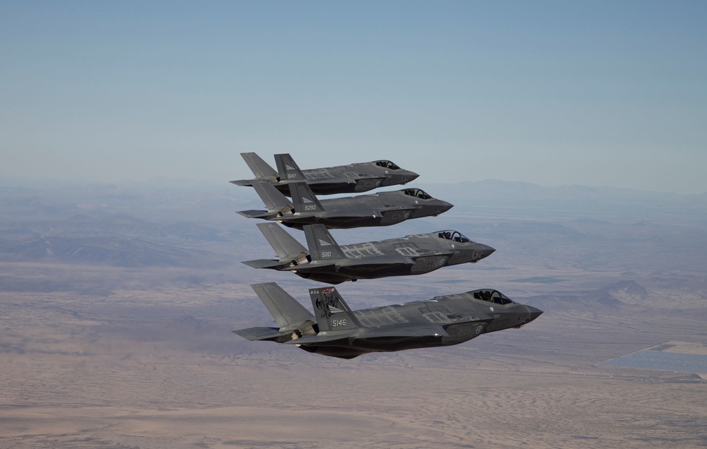 Luke AFB honors RNAF 10,000 flying hours