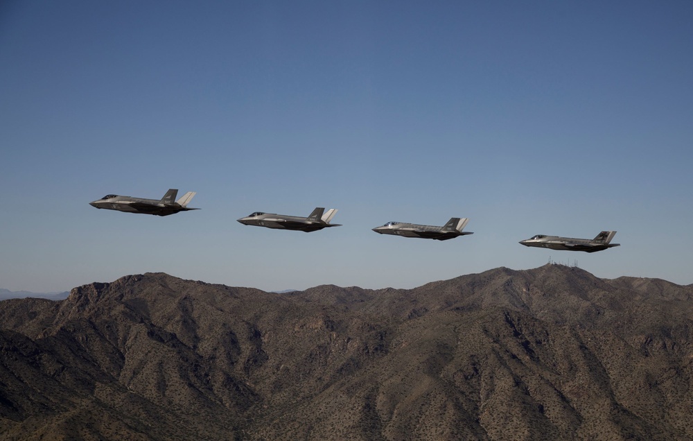 Luke AFB honors RNAF 10,000 flying hours