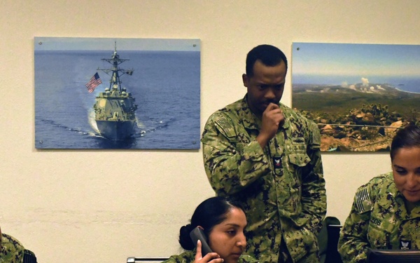 Navy Reserve Sailors participate in Exercise MAKO Sentry