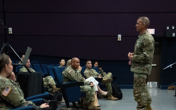 Sgt. Major of the Army visits Korea, talks with troops