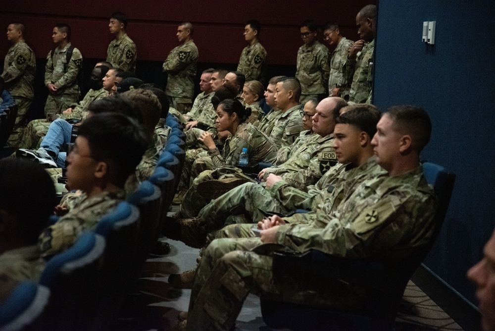 Sergeant Major of the Army conducts town hall