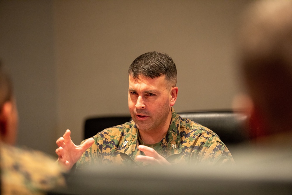 Medical Officer of the Marine Corps visits Marine Corps Air Station Iwakuni