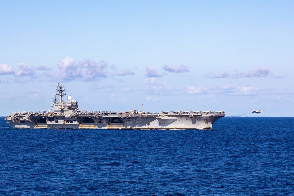 USS Ronald Reagan (CVN 76) Conducts Flight Operations