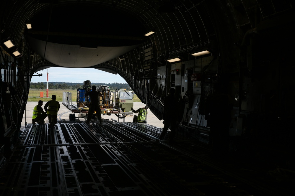 USAF, RAAF deliver cargo during bilateral exercise