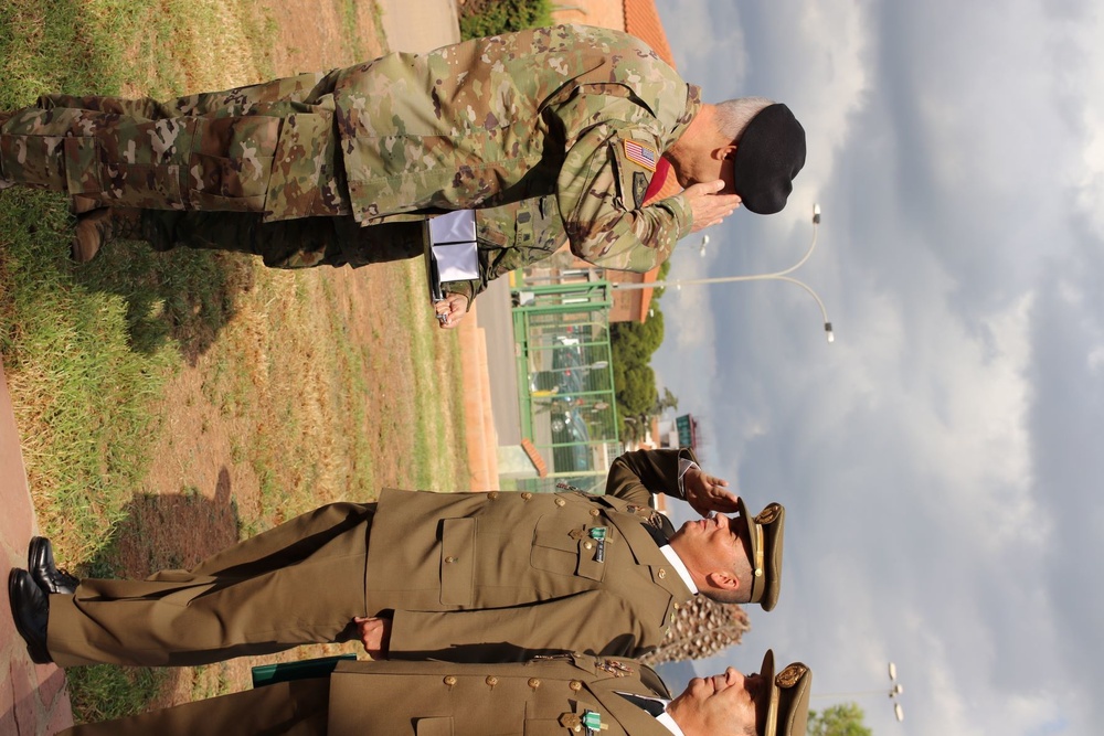 U.S. honors Spanish officers in NATO unit