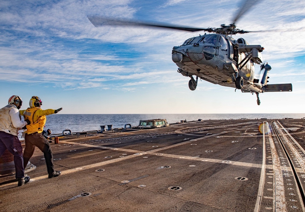 USS Truxtun (DDG 103) Daily Operations