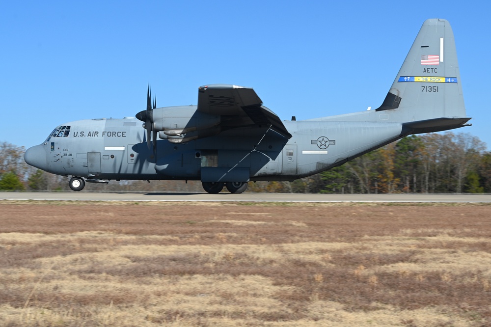 62nd Airlift Squadron flies over Arkansas