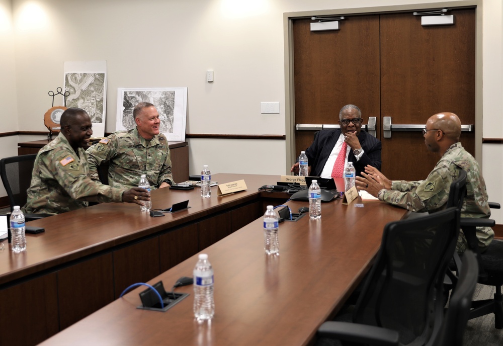 412th Commanding General meets with City of Vicksburg Mayor, George Flaggs and ERDC Commander, Col. Patterson