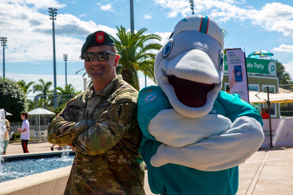 miami dolphins salute to service 2022