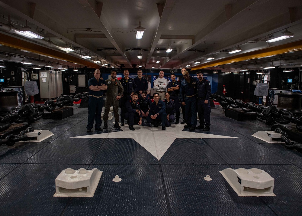 ITS Carabiniere Sailors Tours USS George H.W. Bush (CV 77)