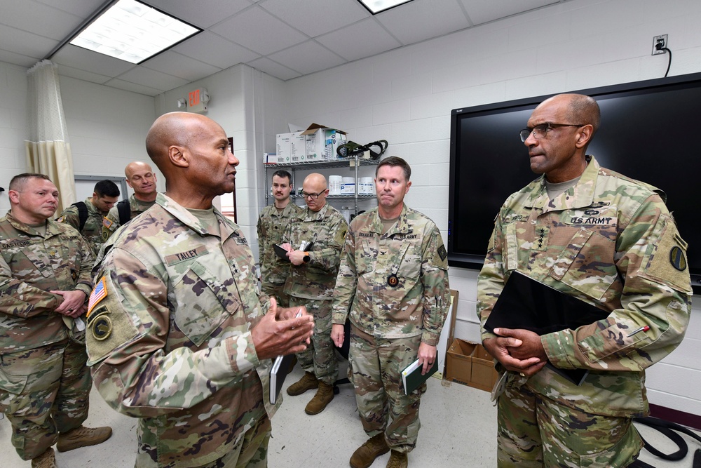 MEDCoE hosts new TRADOC commander