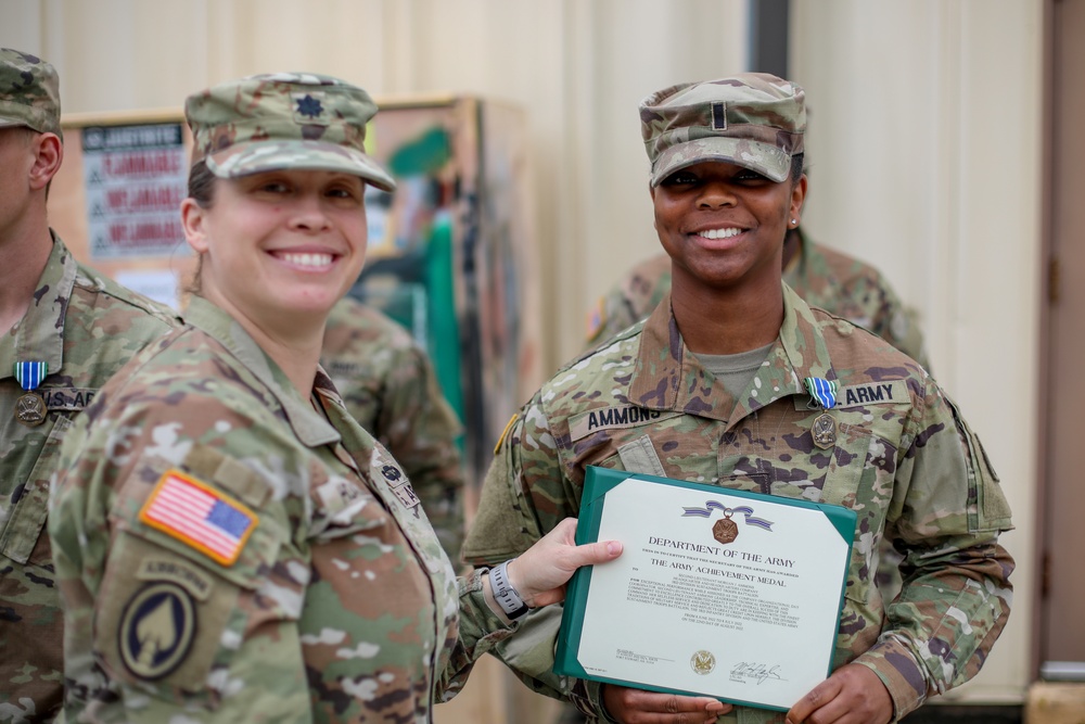 Safety Briefs and Awards: 3rd Sustainment Brigade Breaks for Long Weekend