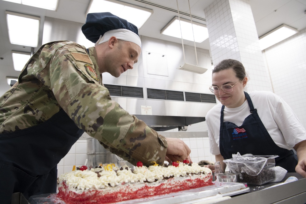 US Ambassador to Japan, Air Force leaders celebrate Thanksgiving Day with Yokota members