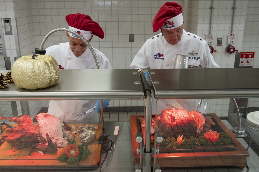 US Ambassador to Japan, Air Force leaders celebrate Thanksgiving Day with Yokota members