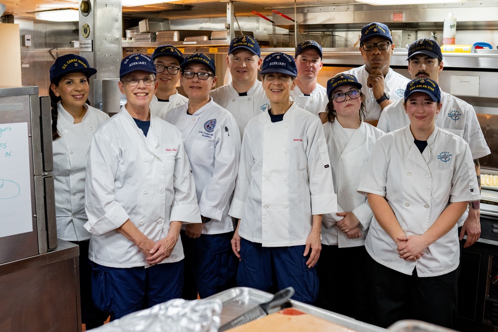 Polar Star crew prepares Thanksgiving dinner