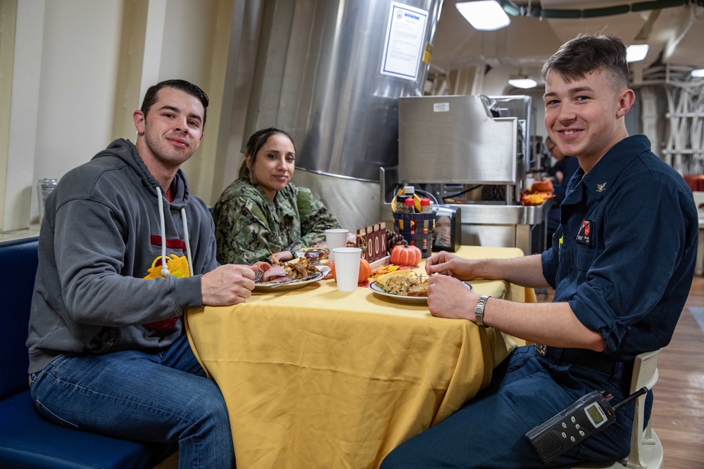 USS Arlington Sailors celebrate Thanksgiving