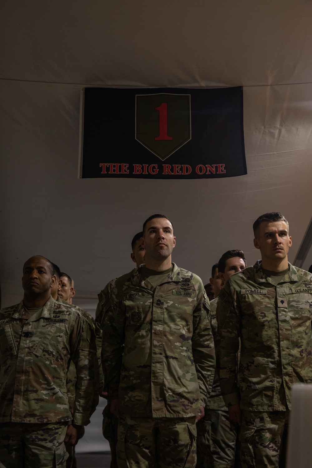 1st Infantry Division Celebrates Thanksgiving in Europe