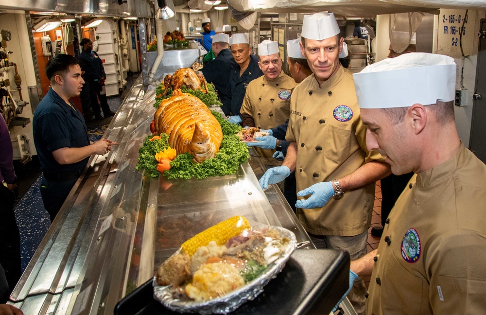 USS Ronald Reagan (CVN 76) Sailors prepare Thanksgiving feast