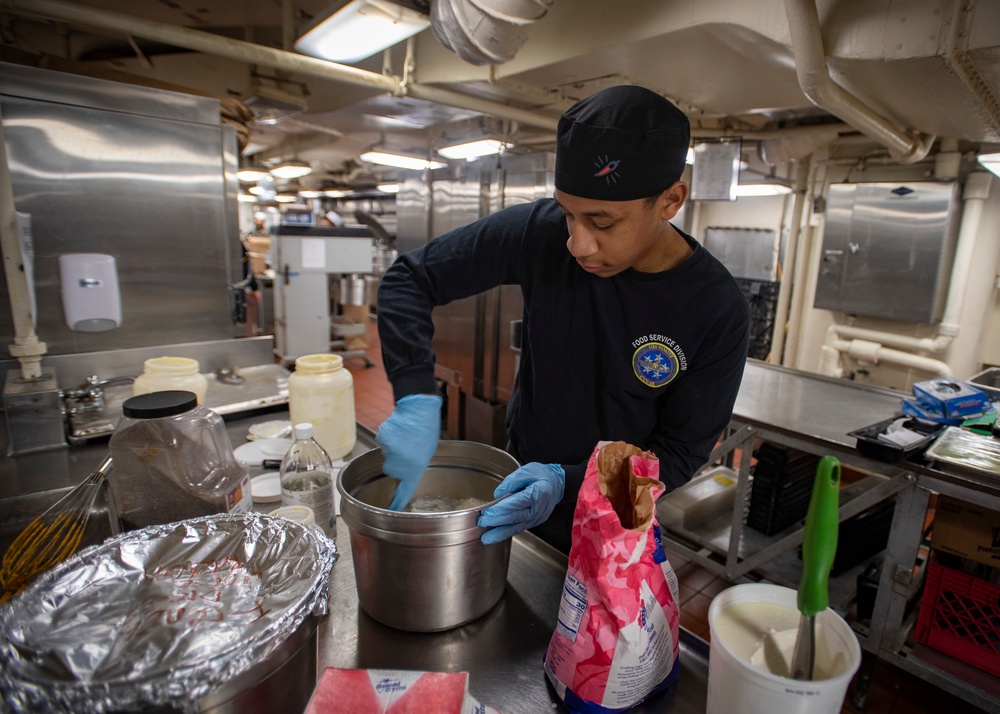 Nimitz Sailors Celebrate Thanksgiving