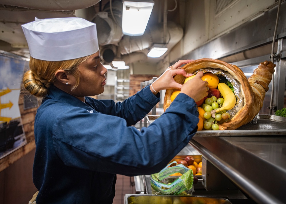 Nimitz Sailors Celebrate Thanksgiving