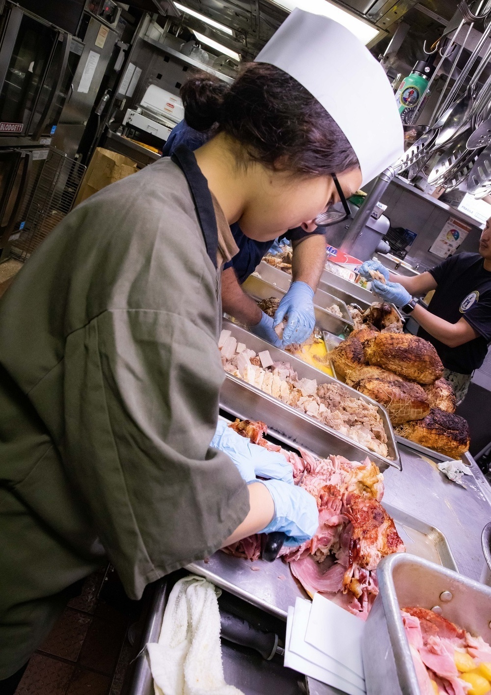 Sailors Aboard USS Truxtun (DDG 103) Prepare Thanksgiving Dinner