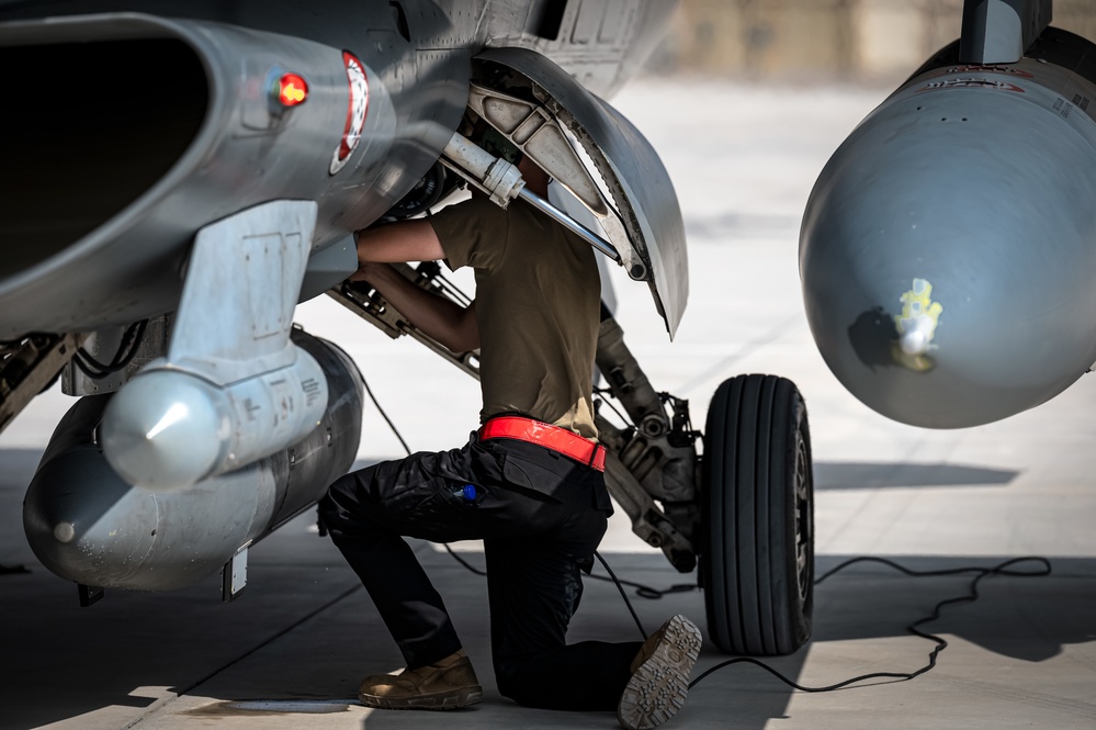 380 AEW hosts Exercise Iron Falcon 2022