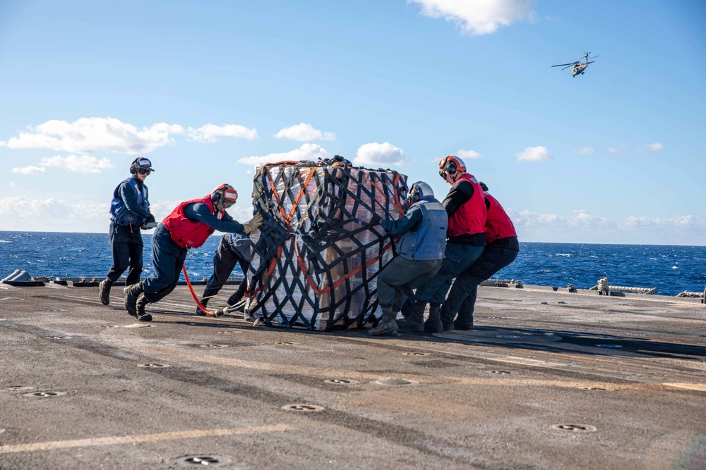 USS Leyte Gulf (CG 55) Completes Replenishment-at-Sea