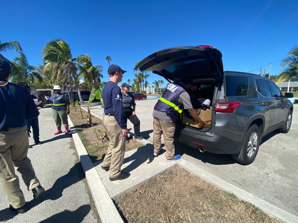 FEMA Disaster Survivor Assistance Teams and FEMA Corps Help Unload Supplies