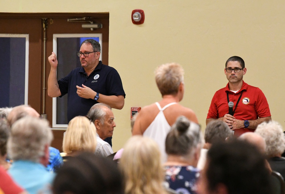Local, State and Federal Officials Hold a Meeting on Pine Island