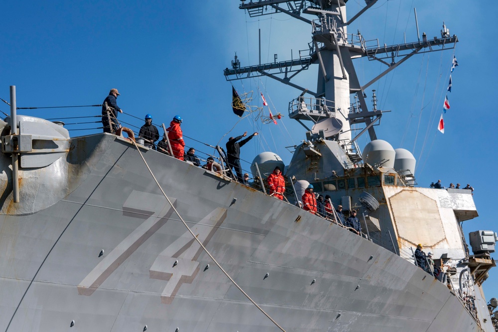 USS McFaul returns to Naval Station Norfolk