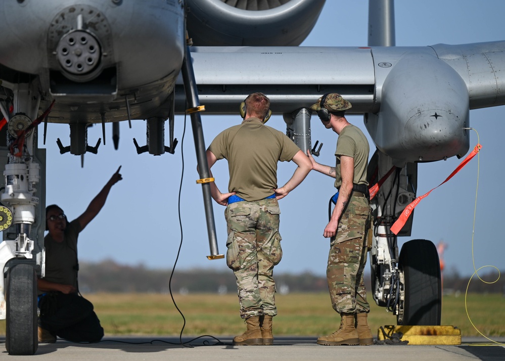 354th FGS A-10 recovery and refuel at Bushwhacker 22-07