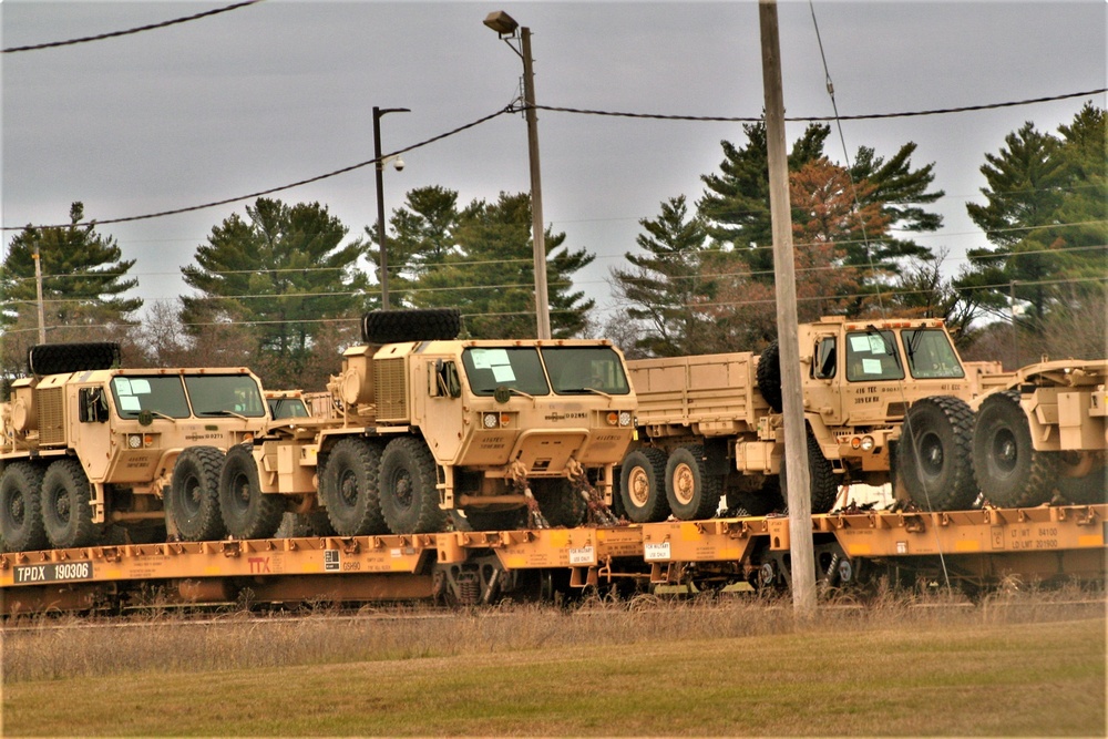 411th Engineer Company equipment deployment by rail movement at Fort McCoy