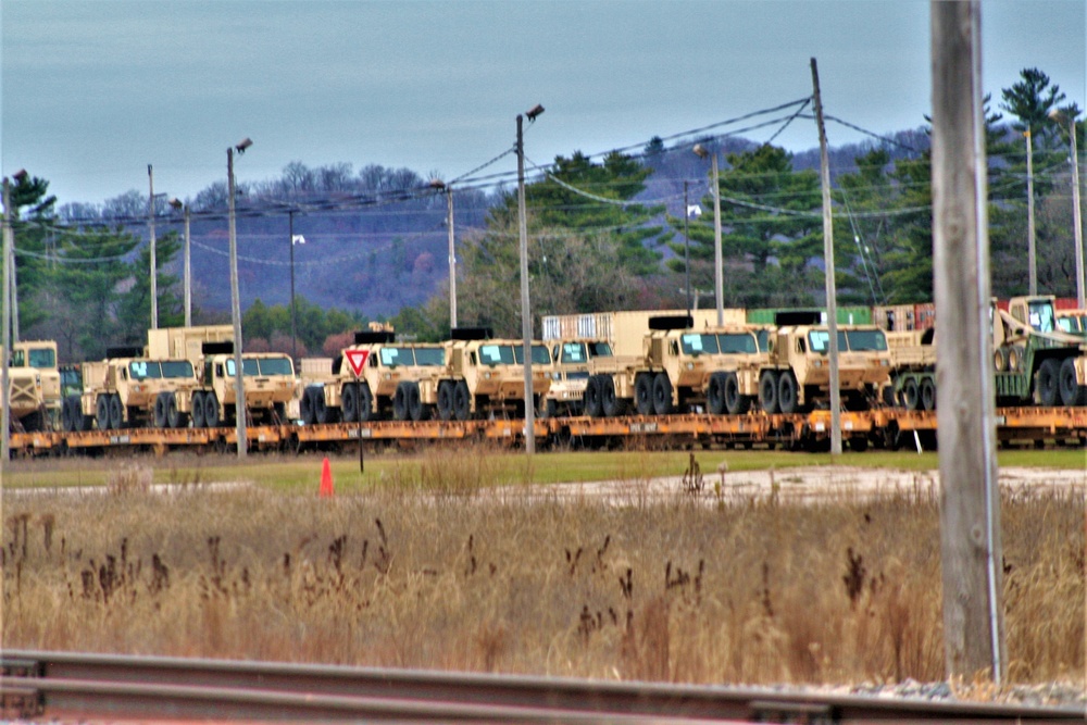 411th Engineer Company equipment deployment by rail movement at Fort McCoy