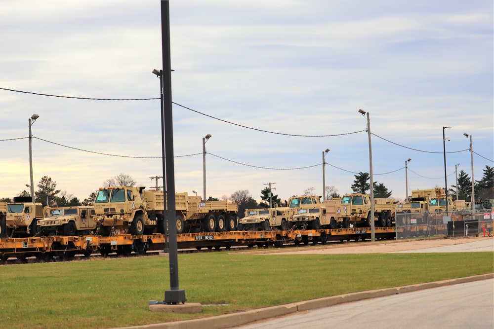 411th Engineer Company equipment deployment by rail movement at Fort McCoy