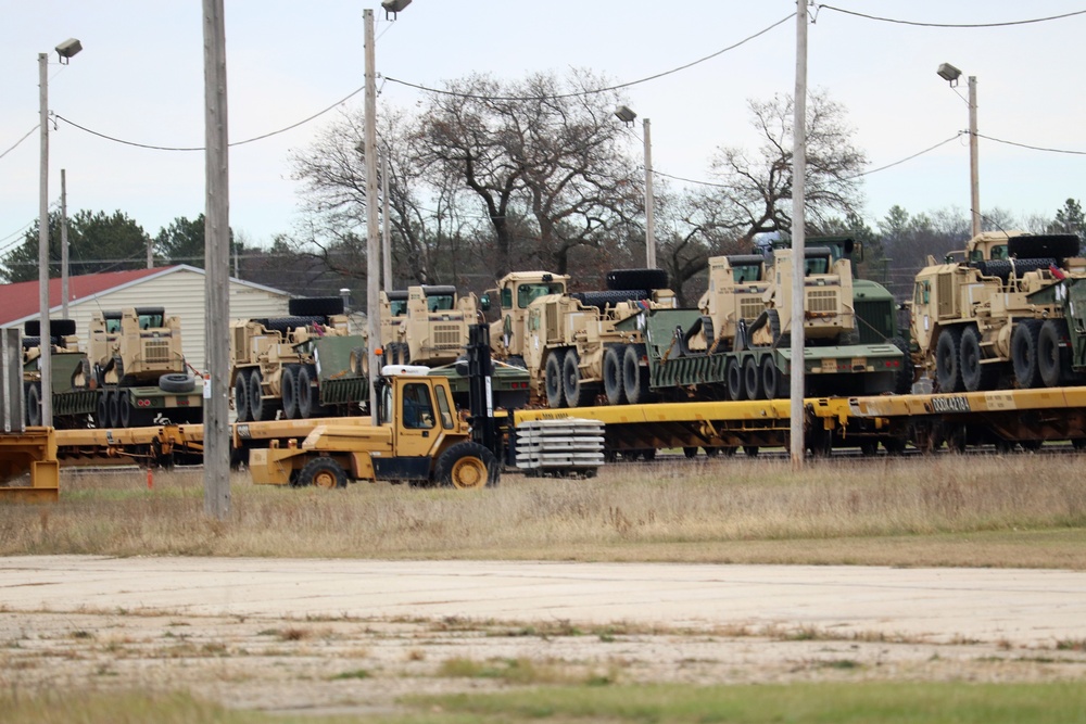 411th Engineer Company equipment deployment by rail movement at Fort McCoy