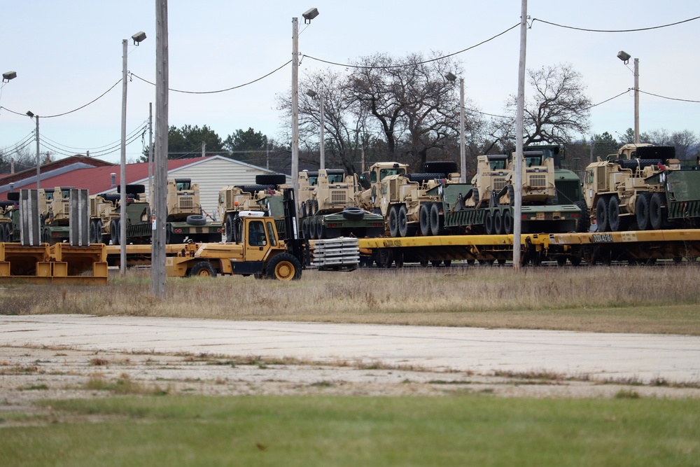 411th Engineer Company equipment deployment by rail movement at Fort McCoy