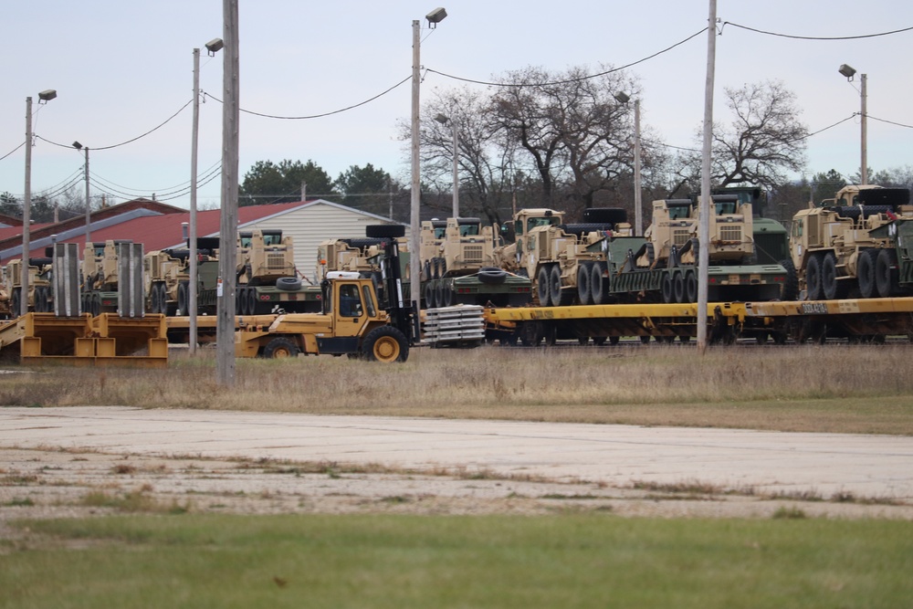 411th Engineer Company equipment deployment by rail movement at Fort McCoy