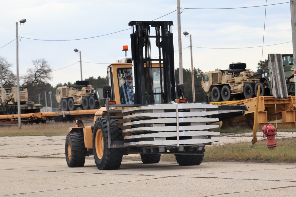 411th Engineer Company equipment deployment by rail movement at Fort McCoy