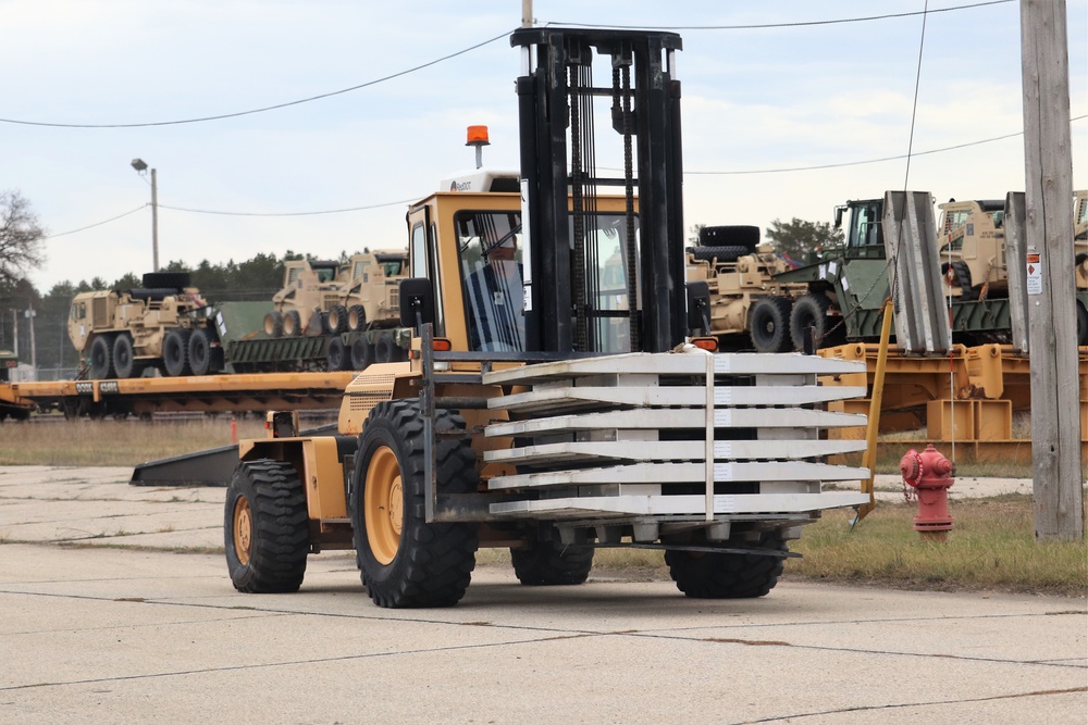 411th Engineer Company equipment deployment by rail movement at Fort McCoy