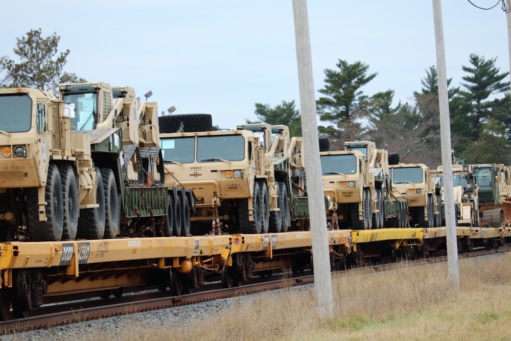 411th Engineer Company equipment deployment by rail movement at Fort McCoy