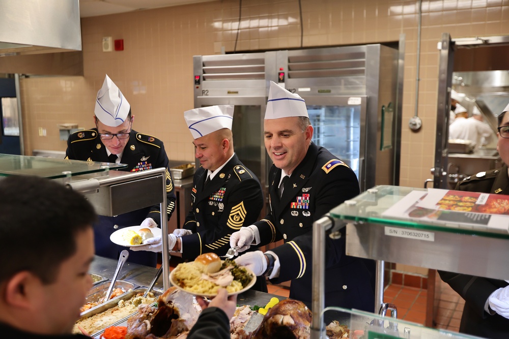 A Time to be Thankful: 2nd Combat Aviation Brigade Thanksgiving Dinner 2022