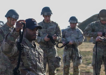 Air Assault Hip Rappel seat instruction