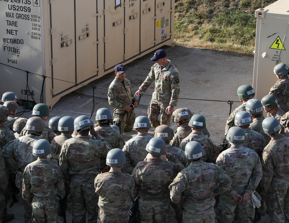 Air Assault School rappel seat instruction