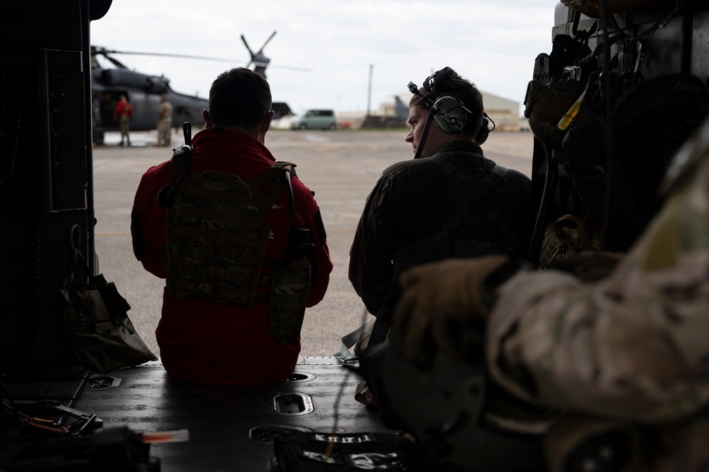 Pave Hawk preps for personnel recovery training