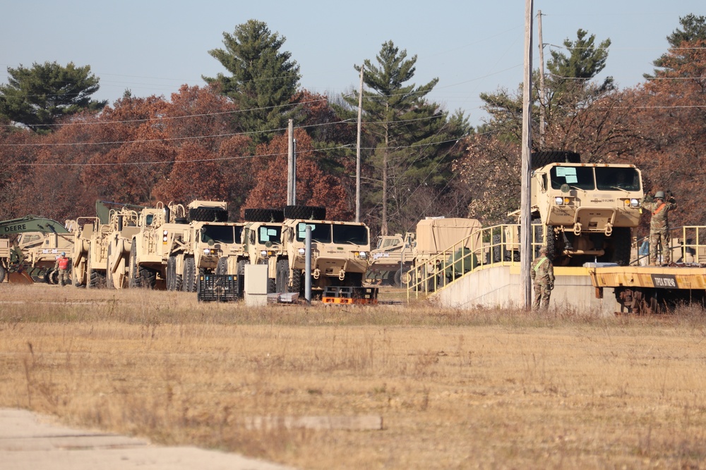 411th Engineer Company equipment deployment by rail movement at Fort McCoy