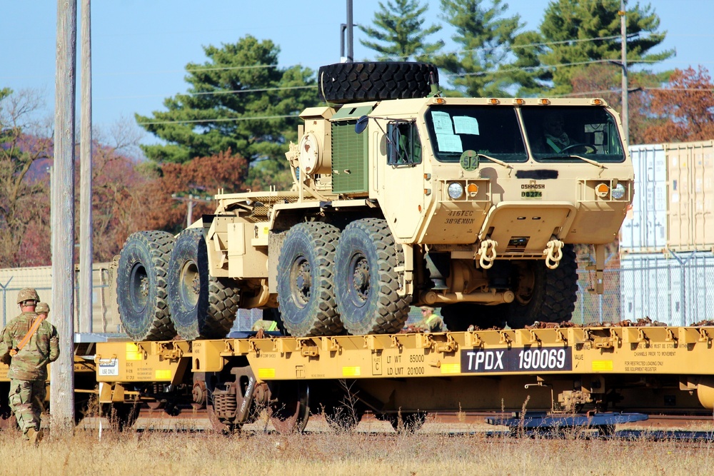 411th Engineer Company equipment deployment by rail movement at Fort McCoy